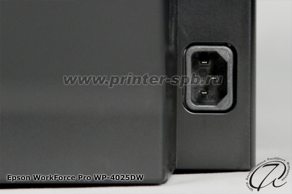 принтер Epson WP-4025DW: Разъем подключения электропитания