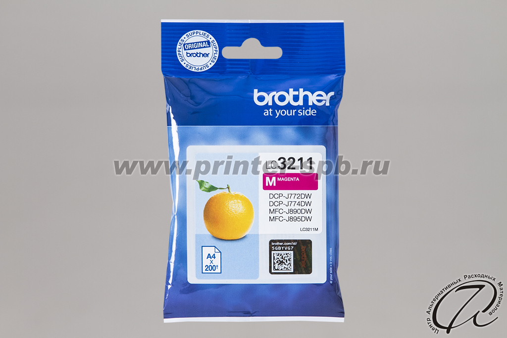 Картридж Brother LC3211M magenta