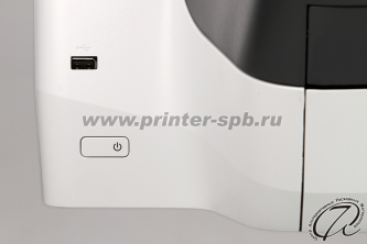 HP Officejet Pro 8720, кнопка питания и разъем USB-A